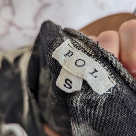 POL Sweatshirt Size Small Beach Bum Tye Dye Bleach Marble Graphic Black Women - Picture 3 of 13